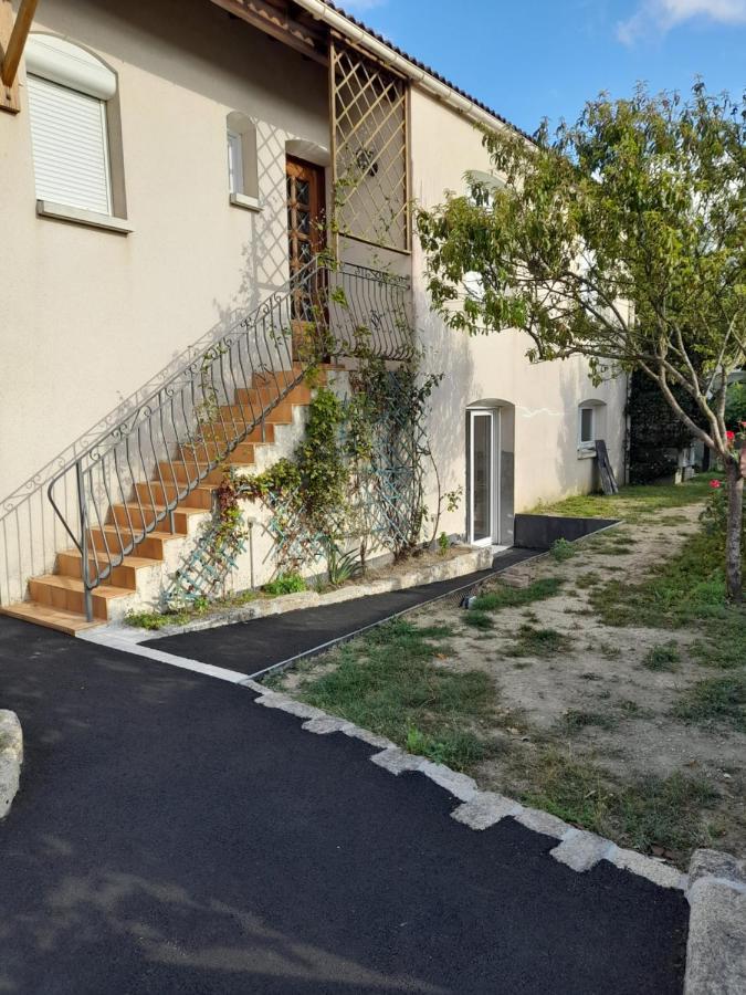 Le Vintage Apartment Les Herbiers Exterior photo